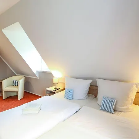 Holiday home Seepferdchen, 27b, Haus Zingst 27b
